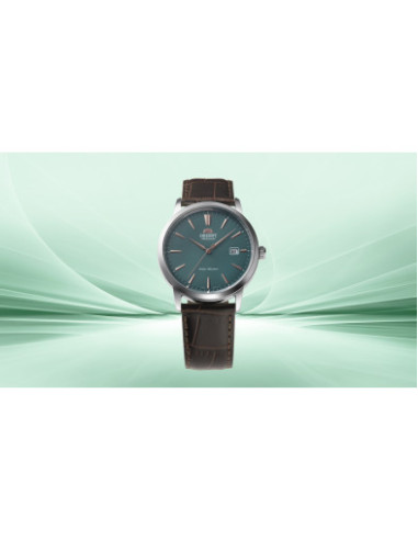 Reloj Orient RA-AC0F13E30B en imagen de ambiente - Imagen 4