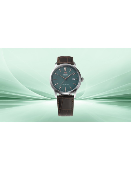 Reloj Orient RA-AC0F13E30B en imagen de ambiente - Imagen 4