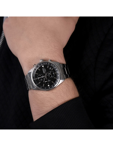 Seiko SSB379P1, detalle de la esfera negra en la muñeca - Imagen 3