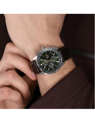 Seiko SSB385P1, detalle de la esfera verde en la muñeca - Imagen 3